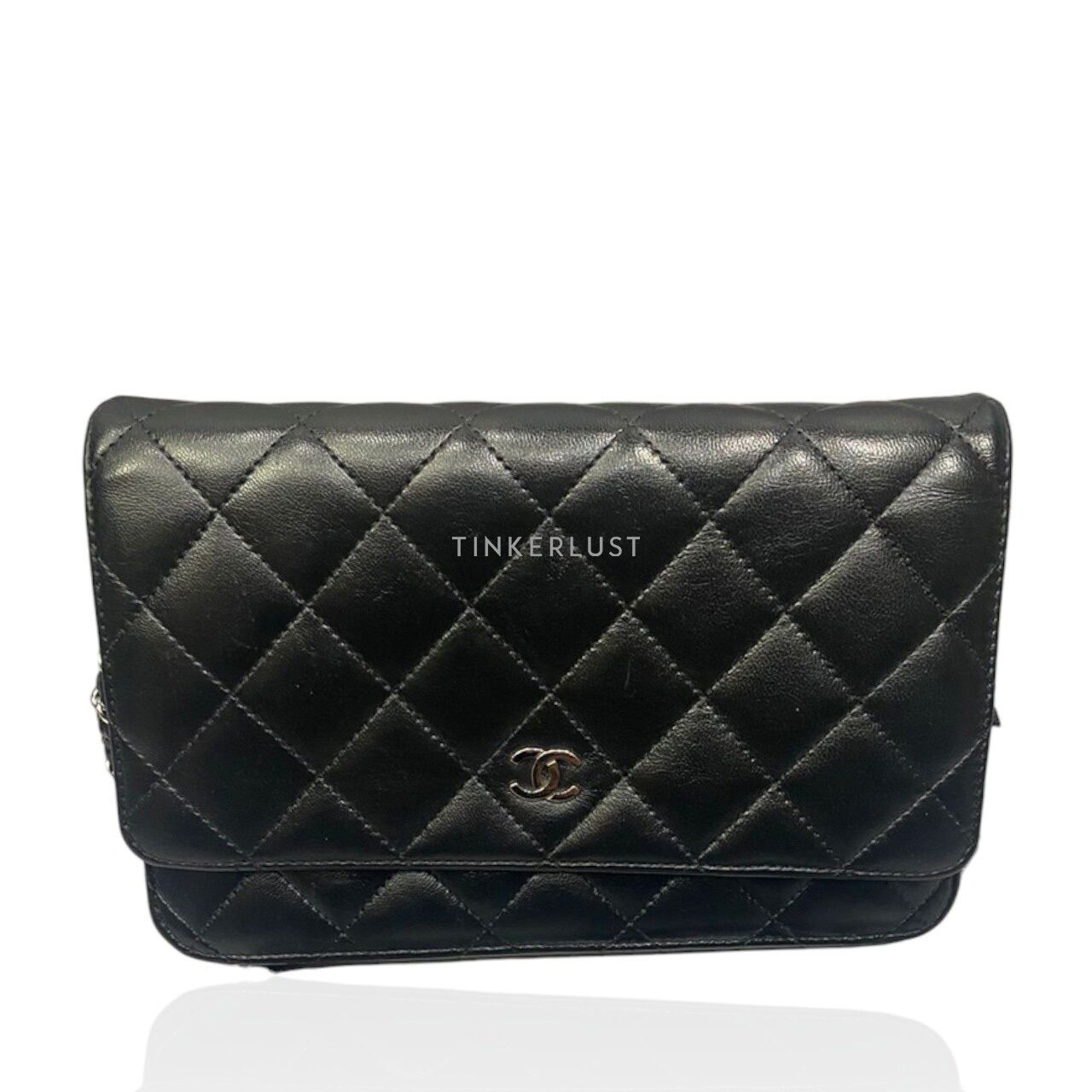 tas sling bag Chanel WOC Black Lambskin 17 SHW Sling Bag Tinkerlust